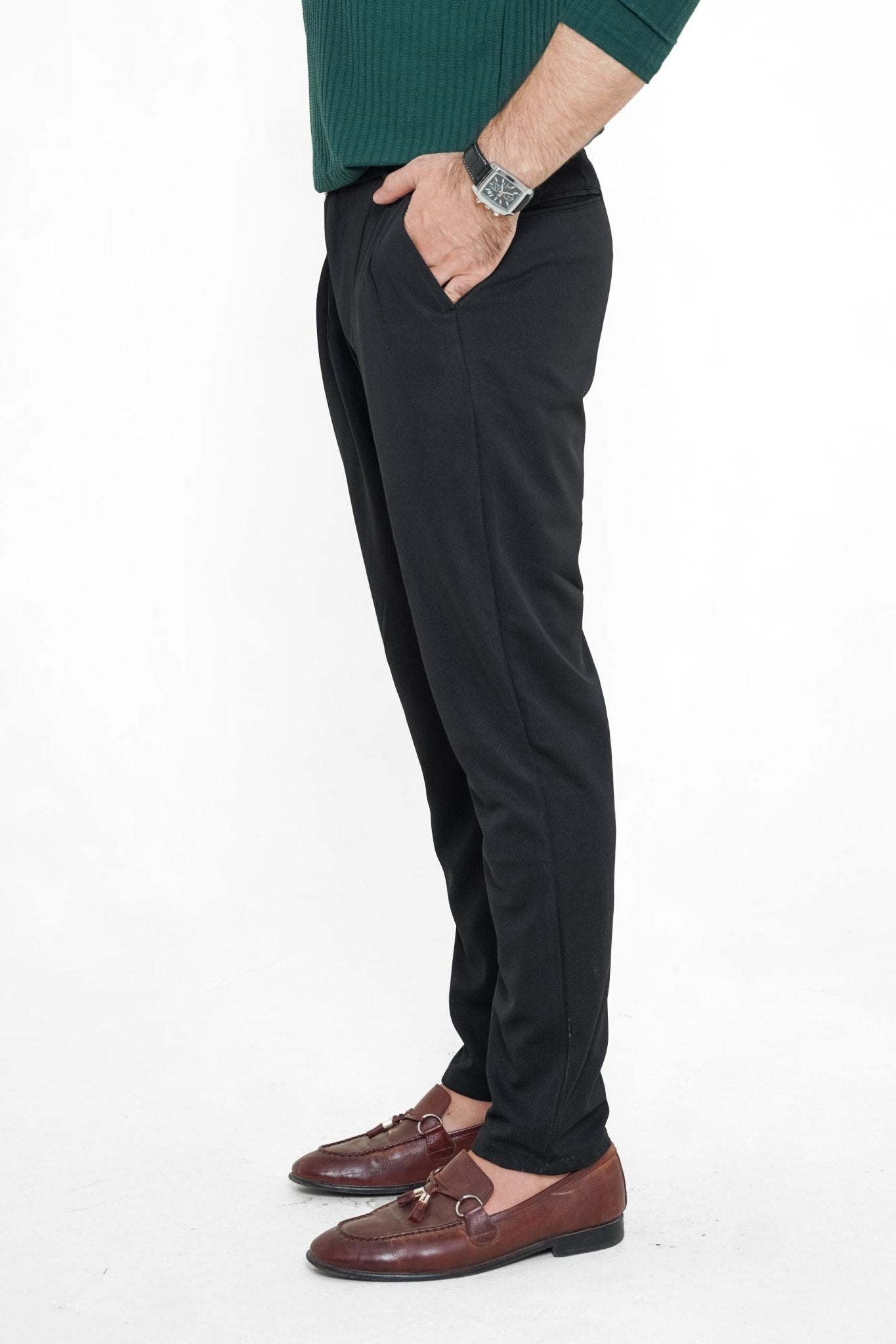 Black Plated Pant - Regular FitPantGarderobe Clothing