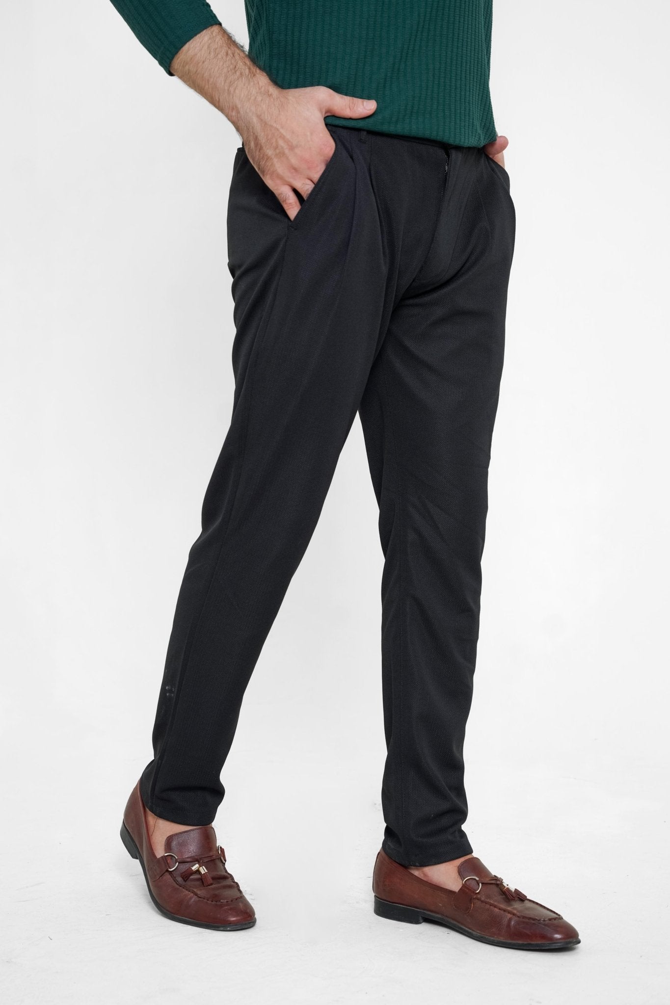 Black Plated Pant - Regular FitPantGarderobe Clothing