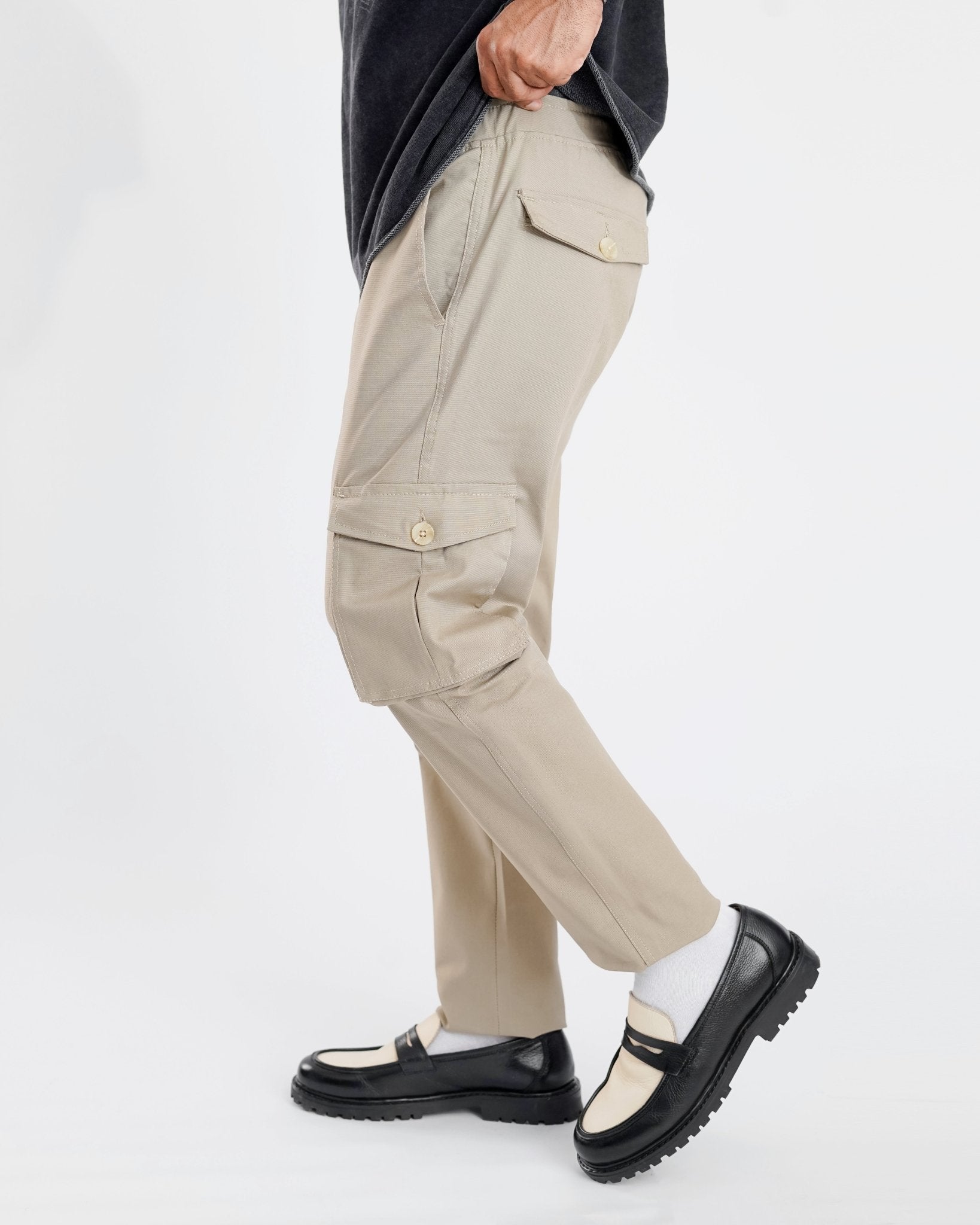 Creamy Cargo Trouser - Relaxed Fitcargo pantsGarderobe Clothing