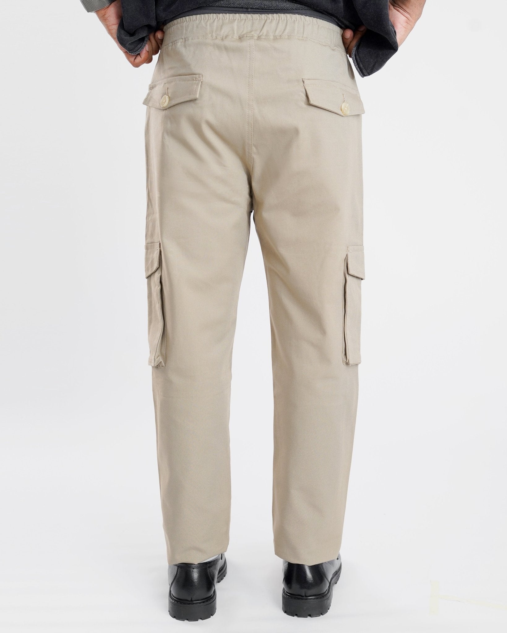 Creamy Cargo Trouser - Relaxed Fitcargo pantsGarderobe Clothing